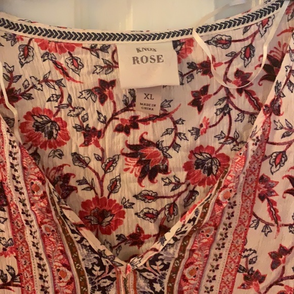 Top - Picture 2 of 2